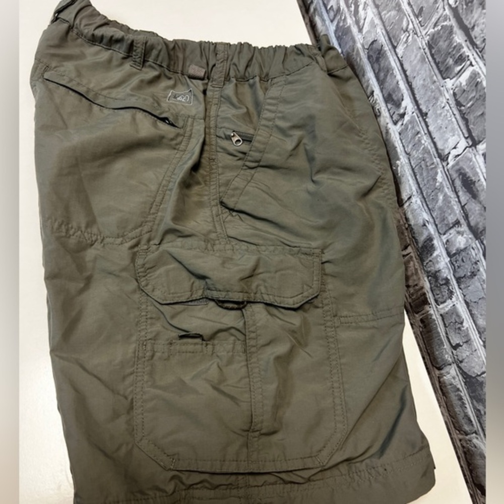 REI‎ shorts